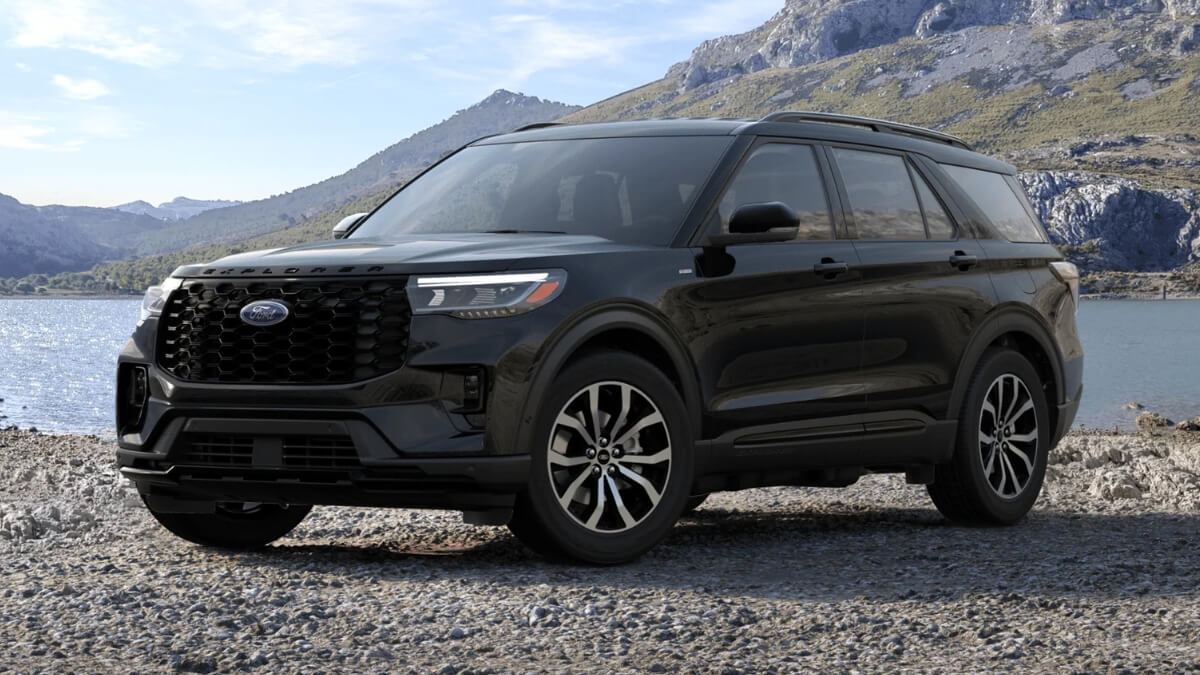 2025 Ford Explorer ST-Line